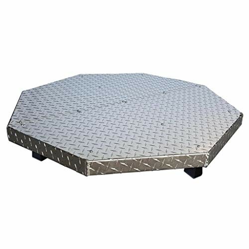 Octagonal metal platform with diamond pattern